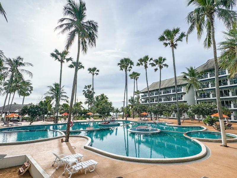 Pattawia Resort And Spa Praburi - Havuz