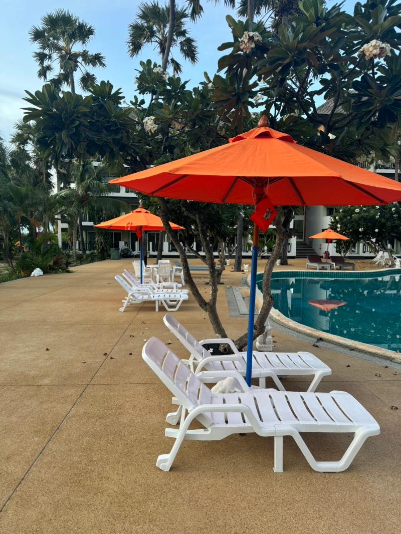 Pattawia Resort And Spa Praburi - Havuz