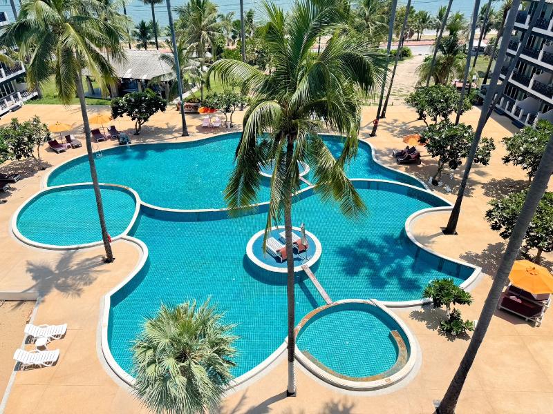 Pattawia Resort And Spa Praburi - Havuz