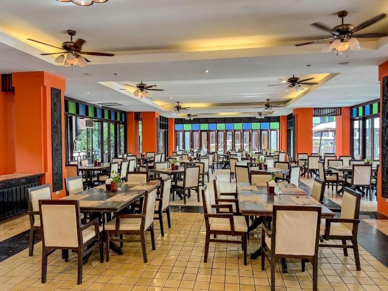 Pattawia Resort And Spa Praburi - Restoran