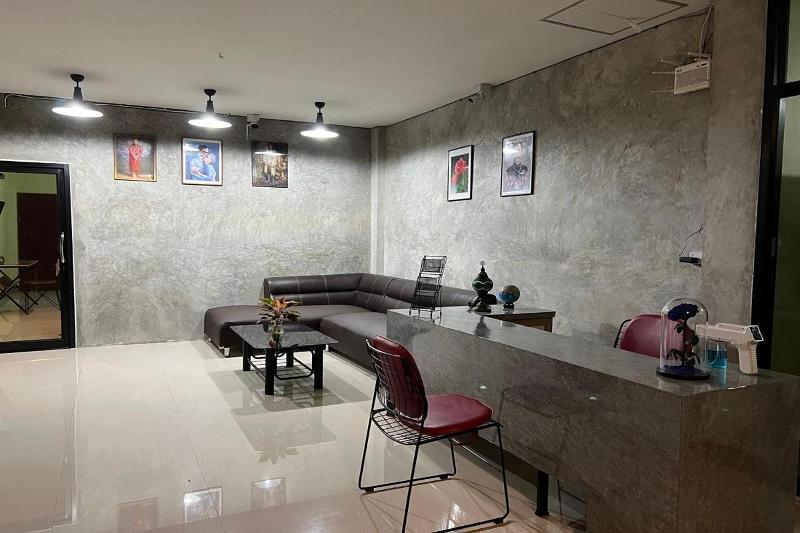V Tharm Hotel - Genel