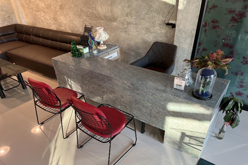 V Tharm Hotel - Genel