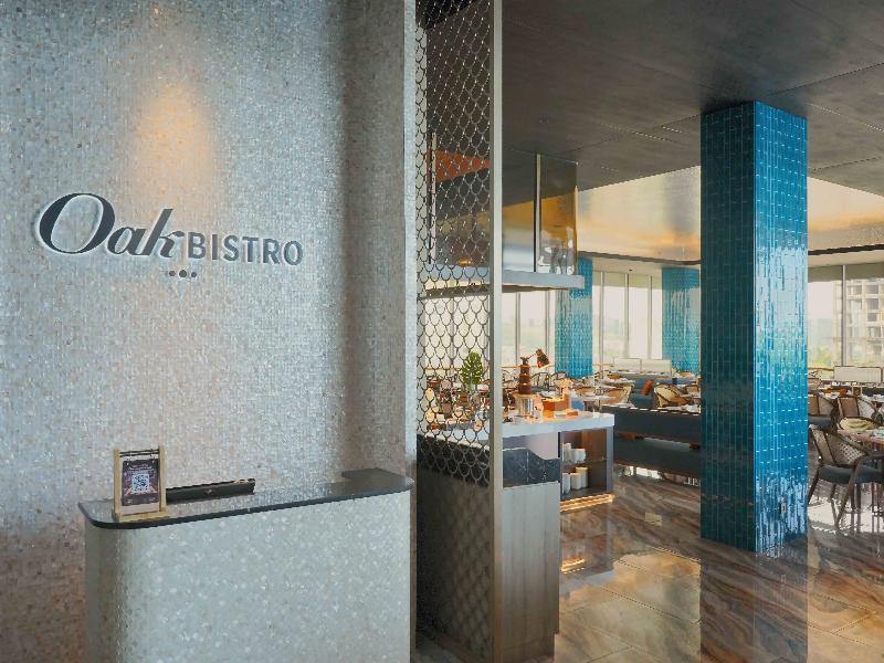 Oakwood Hotel And Apartment Grand Batam - Restoran