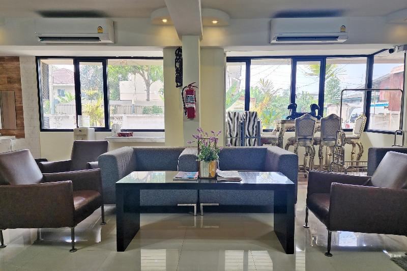 Kim Hotel At Bangplong - Lobi