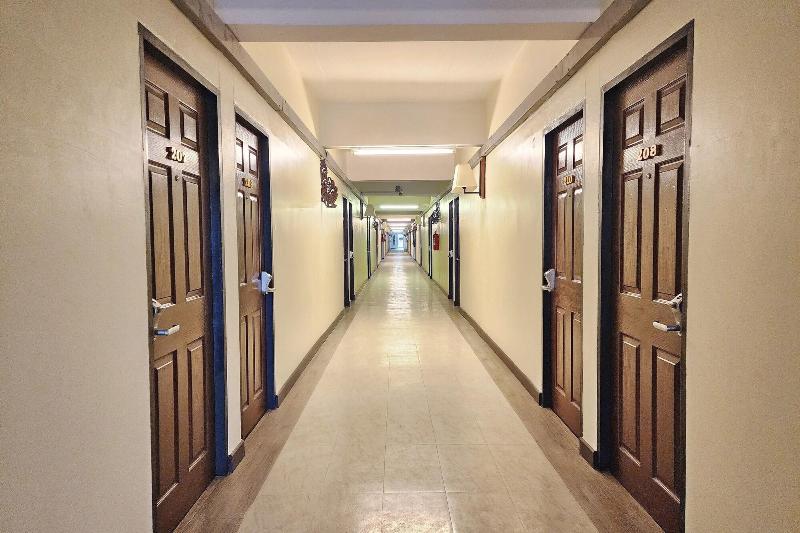 Kim Hotel At Bangplong - Lobi