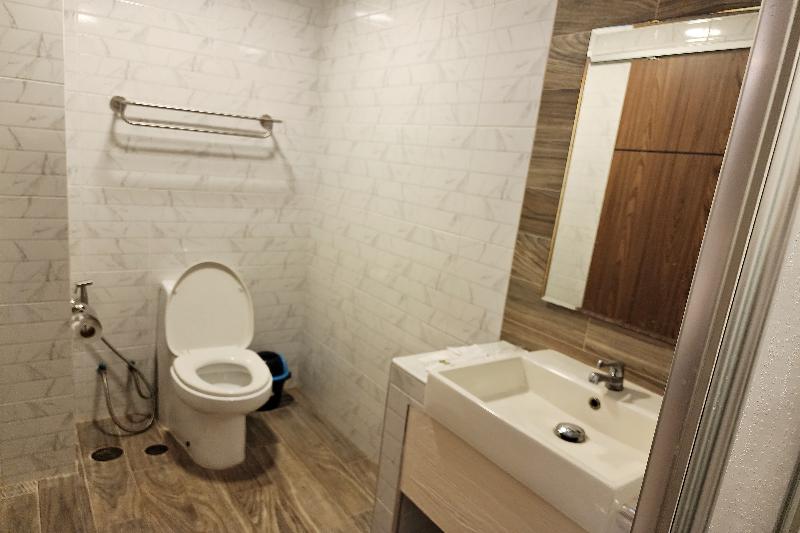 Kim Hotel At Bangplong - Oda