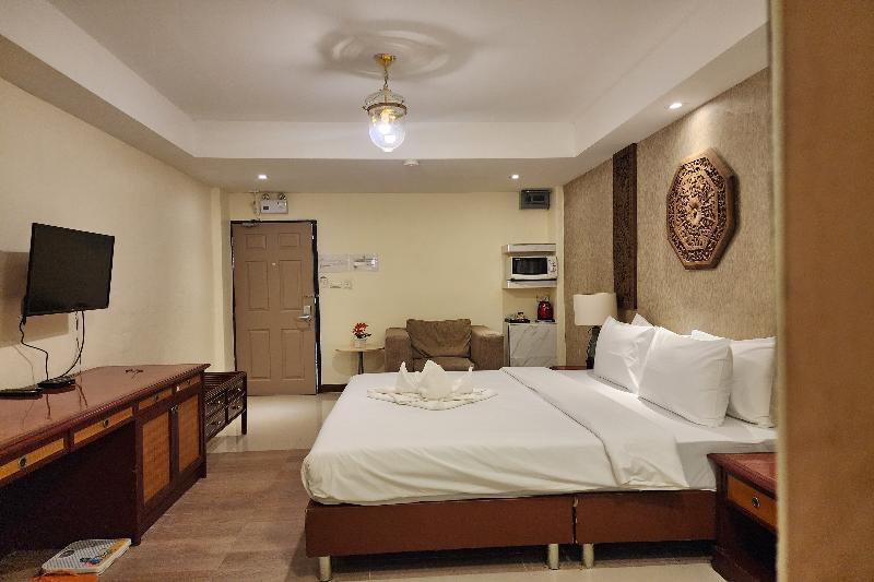Kim Hotel At Bangplong - Oda