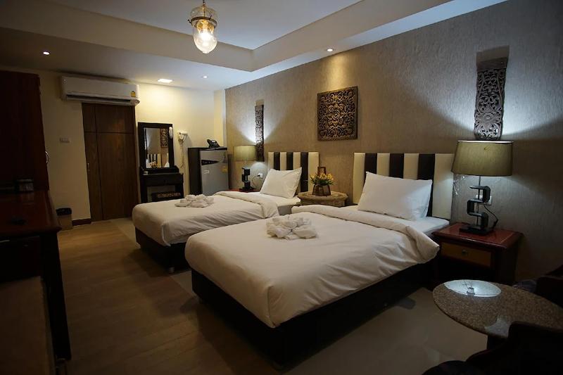 Kim Hotel At Bangplong - Oda