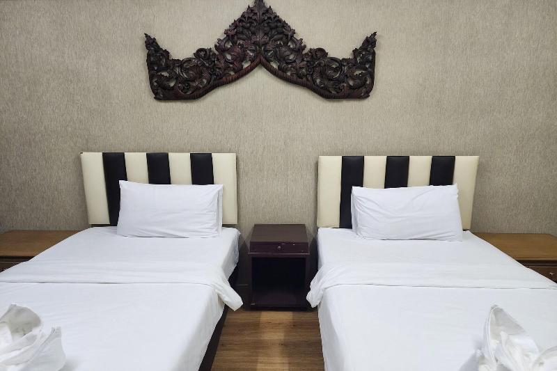 Kim Hotel At Bangplong - Oda