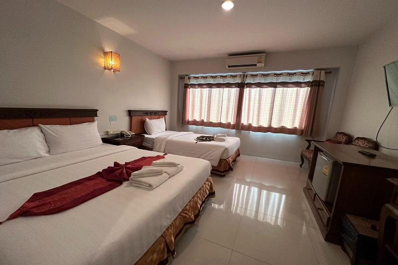 Chiang Rai Grand Room Hotel - Oda