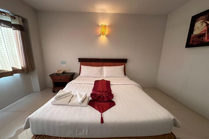 Chiang Rai Grand Room Hotel - Oda
