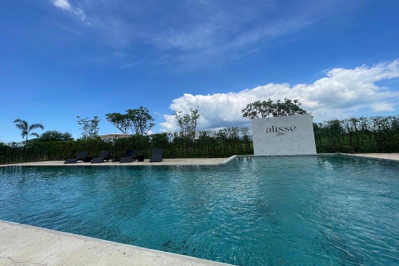 Alisse Stay Phuket Layan - Havuz