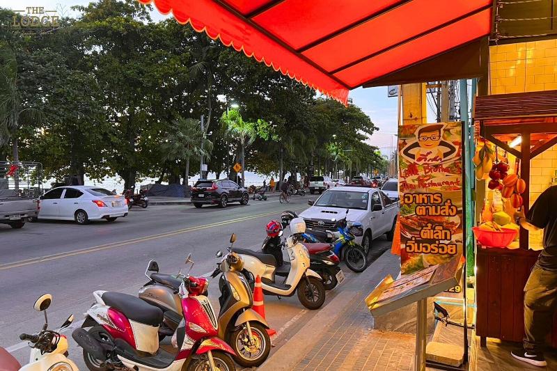 The Lodge Jomtien 9 - Restoran