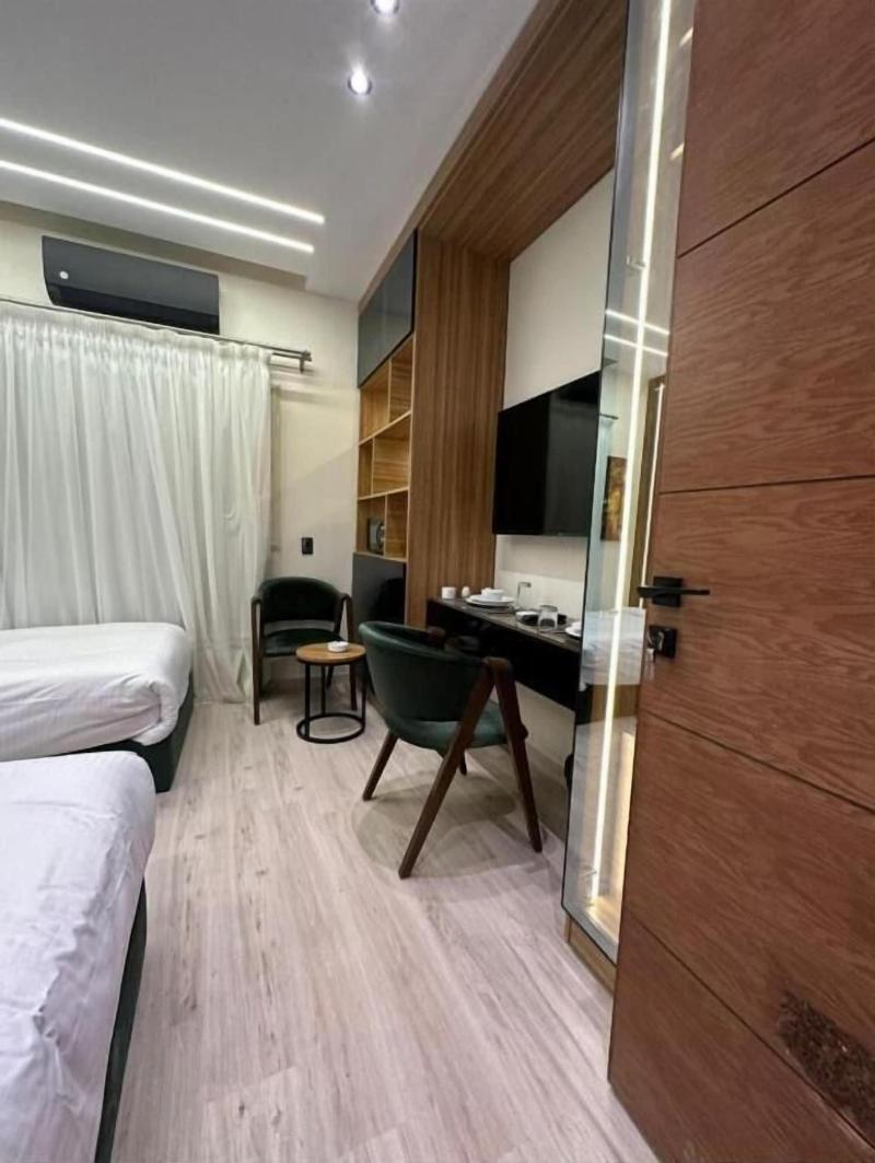 Elite Boutique Hotel - Lobi