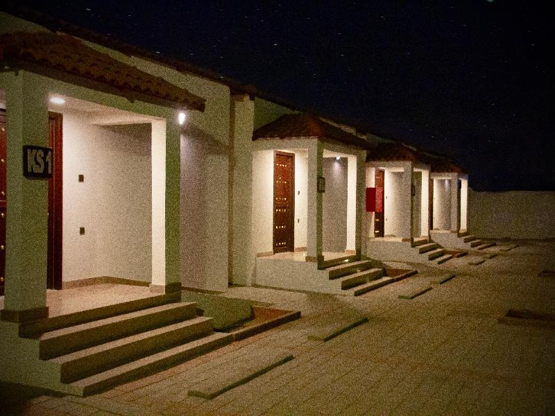 Coastline Resort - Lobi