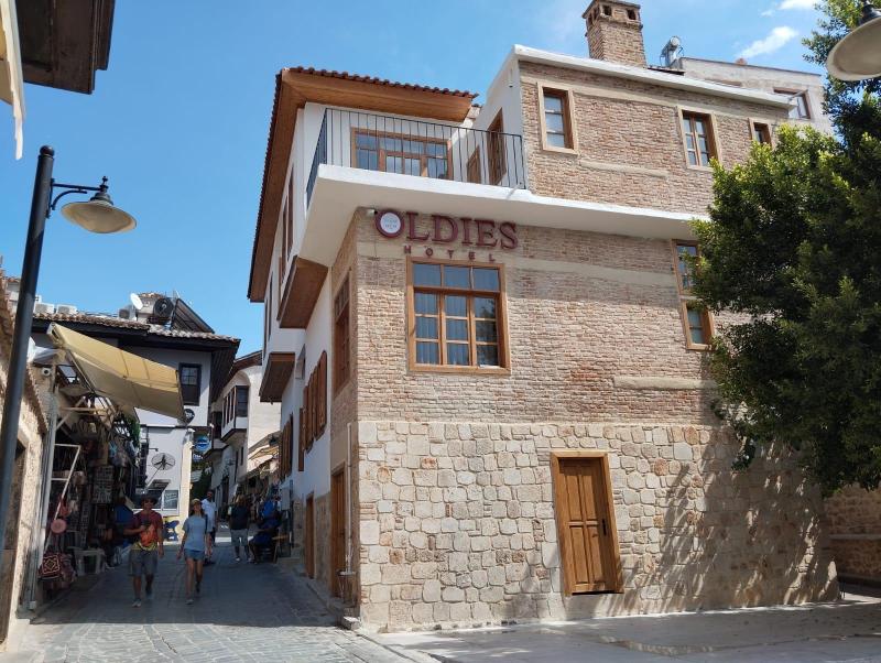 Oldies Hotel - Genel