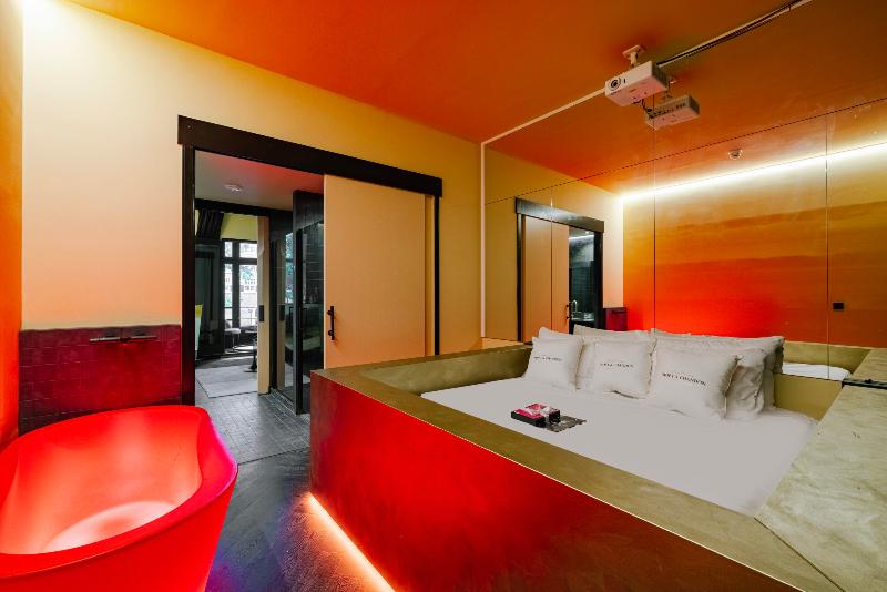 Supper Hotel - Oda
