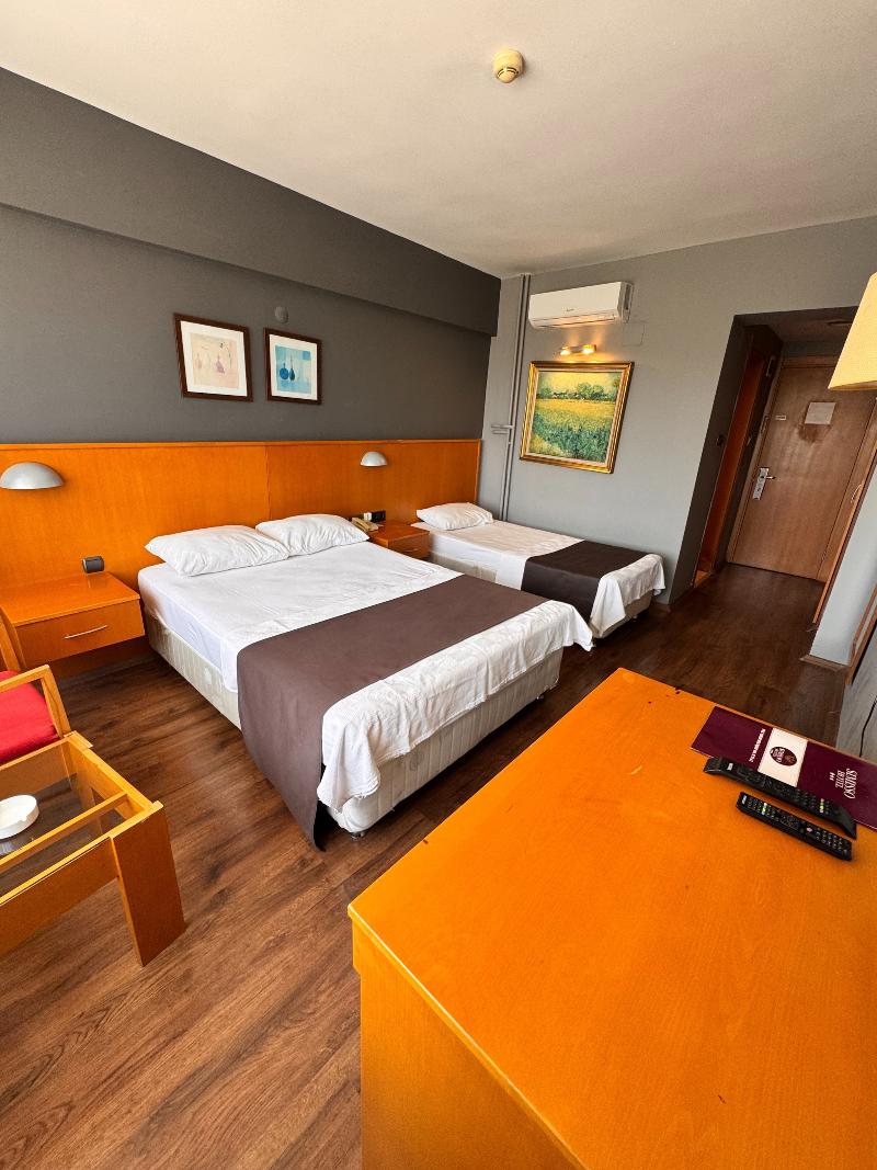 Si̇mi̇sso Hotel - Oda
