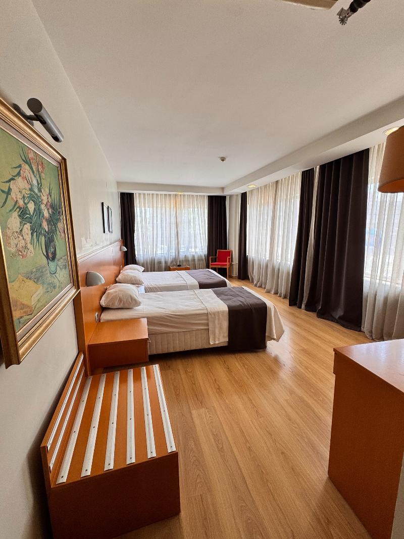 Si̇mi̇sso Hotel - Oda