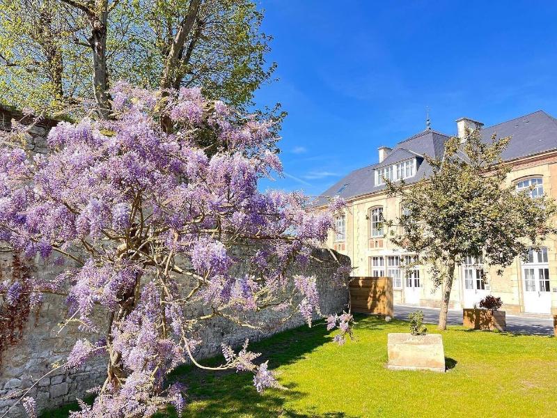 Belle Normandy - Genel