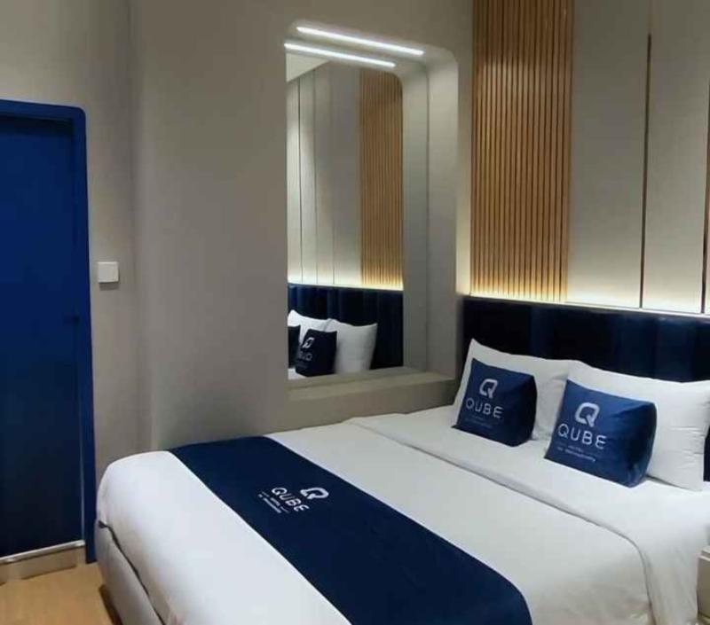 Qube Hotel By98hospitality - Oda