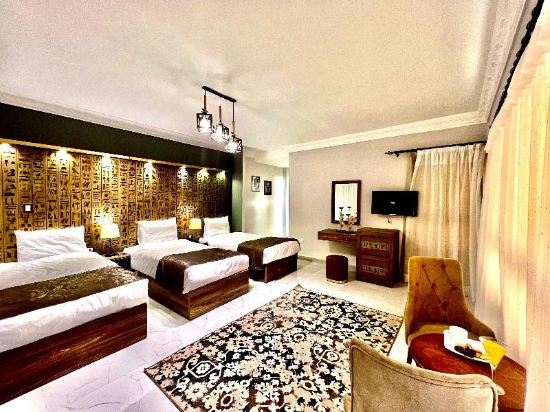 New Museum, Pyramids Inn - Oda