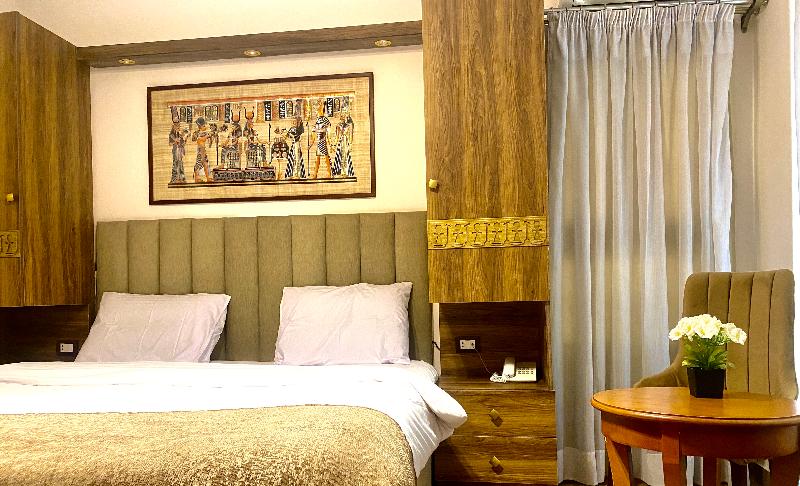 New Museum, Pyramids Inn - Oda