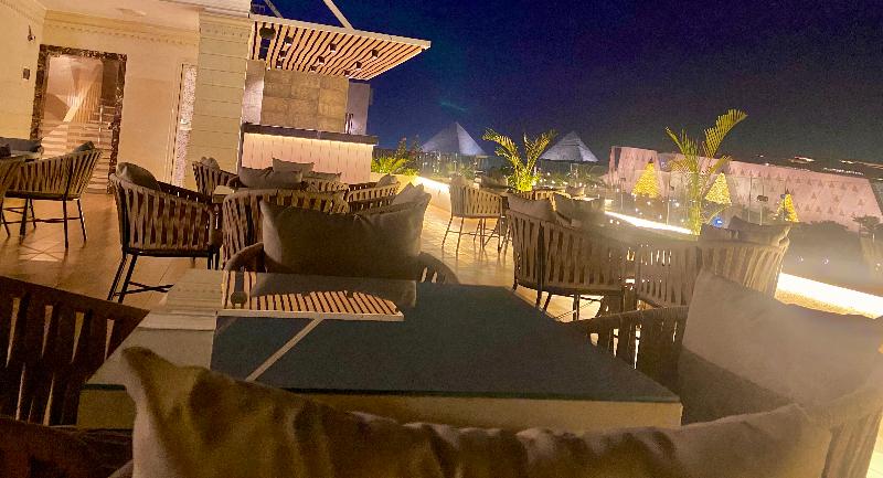 New Museum, Pyramids Inn - Restoran