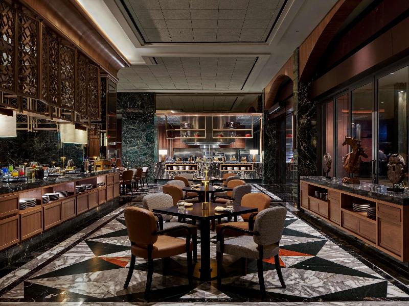 Swissôtel Nusantara - Restoran
