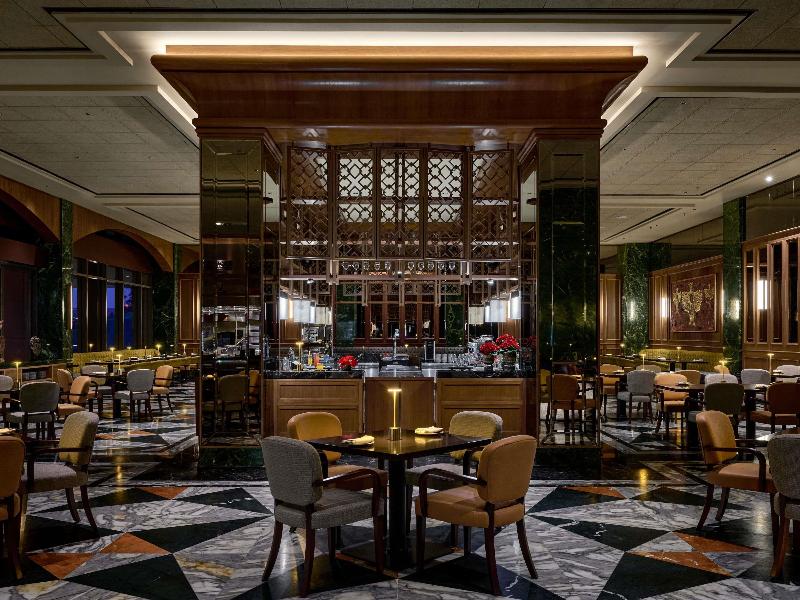 Swissôtel Nusantara - Restoran
