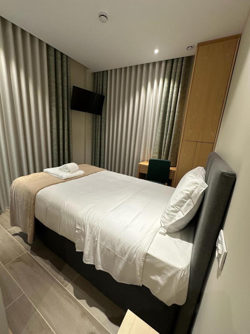 Oporto Station Hostel & Rooms - Oda