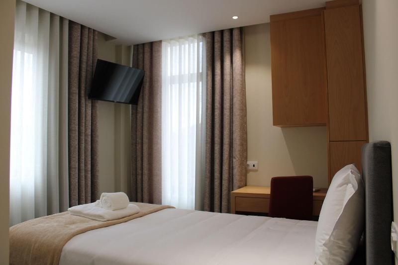 Oporto Station Hostel & Rooms - Oda