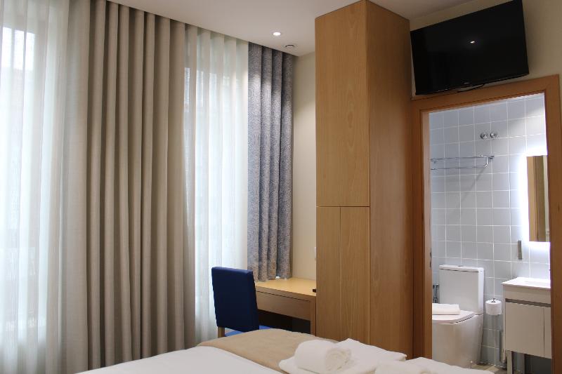 Oporto Station Hostel & Rooms - Oda