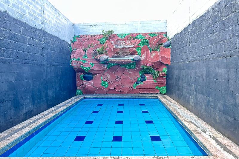 Hotel Kinasih Yogyakarta By Zuzu - Genel