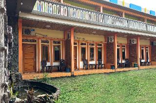 Family 24 Hotel near Pantai Cipatujah By Zuzu otel fotoğrafı