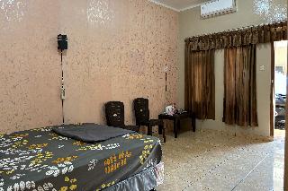 Family 24 Hotel near Pantai Cipatujah By Zuzu fotoÄŸrafÄ±