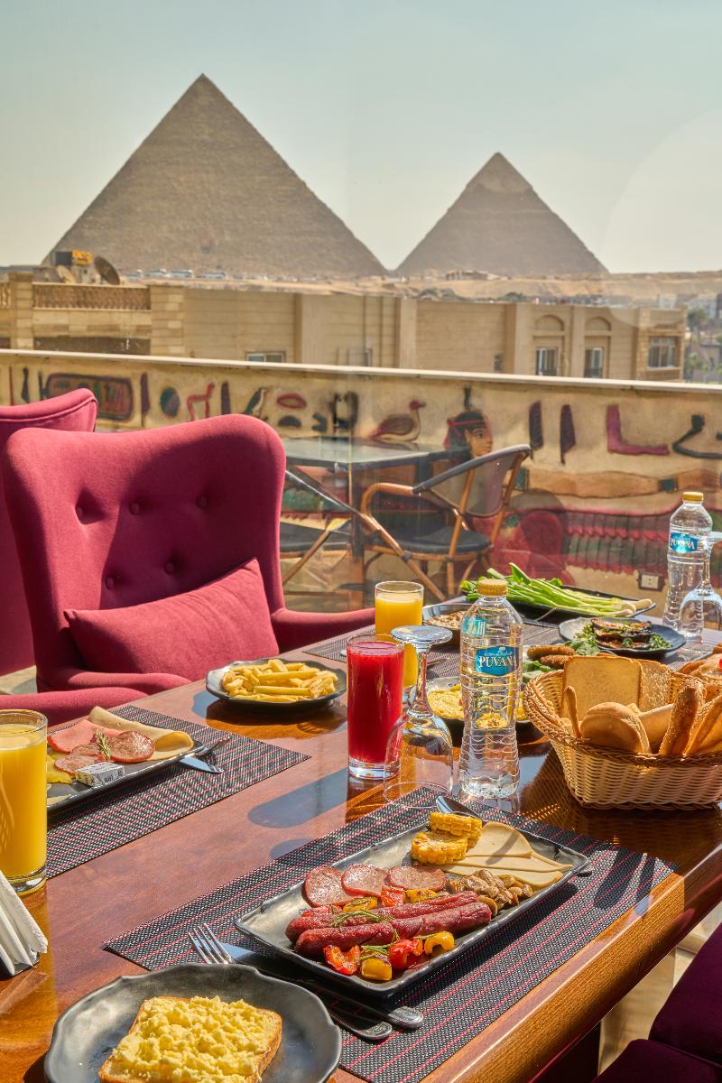 King Pyramids View Hotel - Restoran