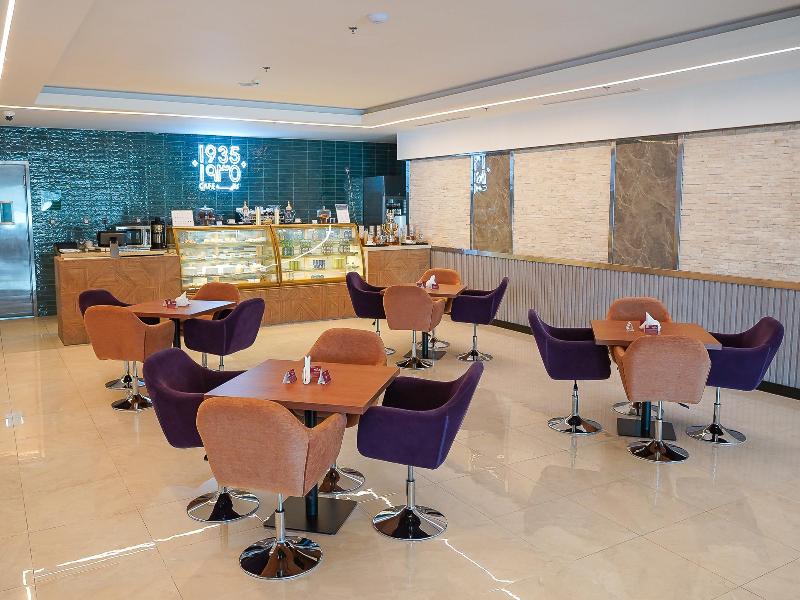 Best Western Plus Jeddah Hotel Madinah Road - Bar