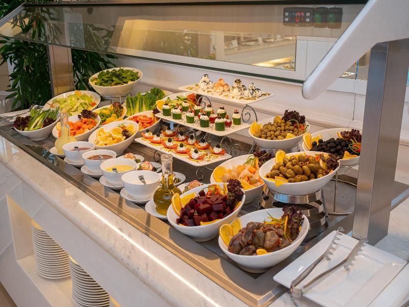 Best Western Plus Jeddah Hotel Madinah Road - Restoran