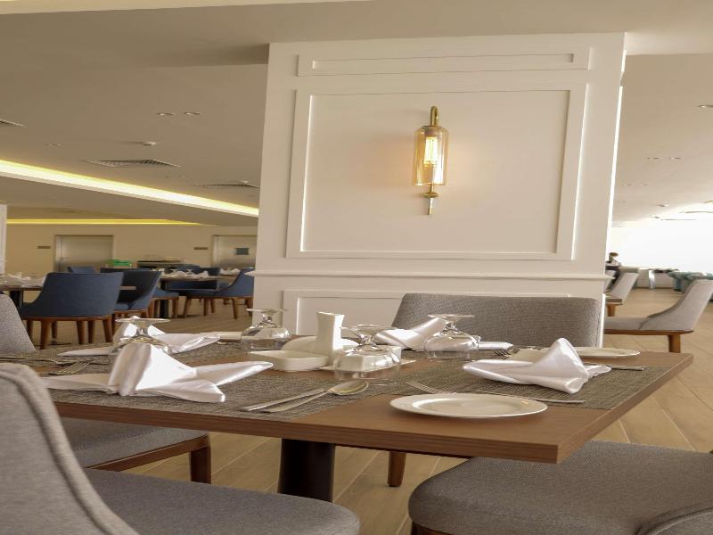 Best Western Plus Jeddah Hotel Madinah Road - Restoran