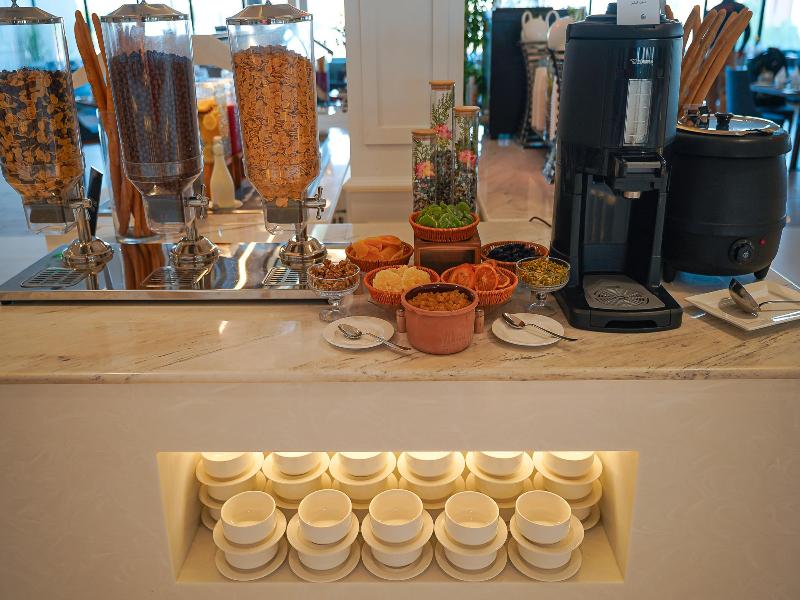Best Western Plus Jeddah Hotel Madinah Road - Restoran