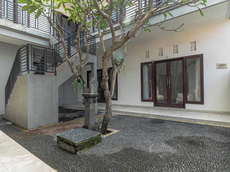 Azalea Homestay & Villa - Lobi