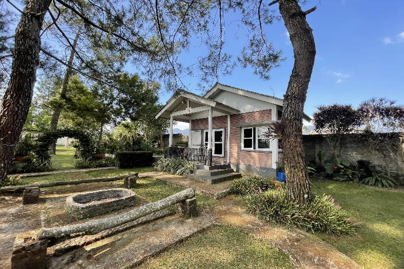 Villa 325 Maribaya By Zuzu - Oda