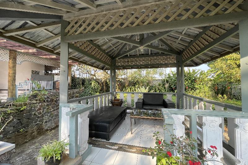 Villa 325 Maribaya By Zuzu - Oda