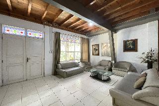 Villa 325 Maribaya By Zuzu fotoÄŸrafÄ±