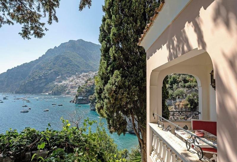 Villa Treville - Genel