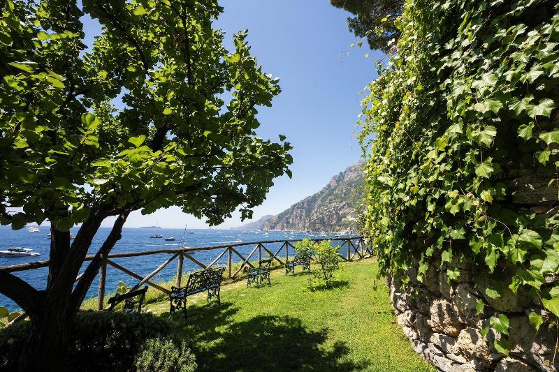 Villa Treville - Genel