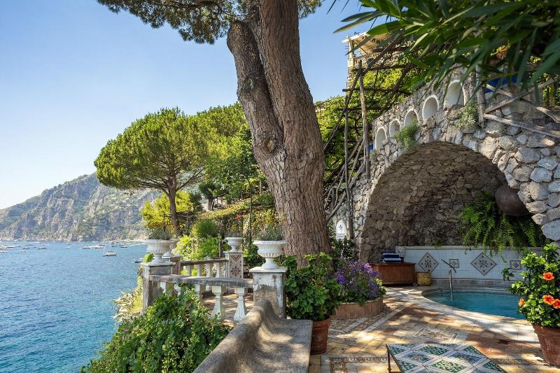 Villa Treville - Genel