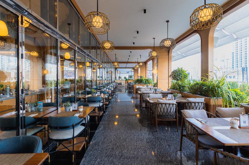 The First Collection Dubai Waterfront - Restoran