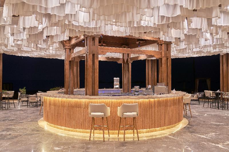 True Beach Resort - Bar